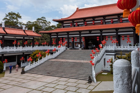 与校花同居高手风流 也是枯燥乏味正因如此